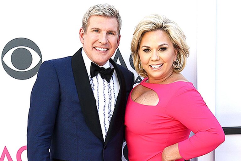 Why Todd & Julie Chrisley Got 12 & 7-Year Jail Sentences For Duty ...